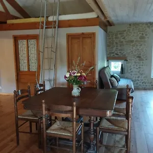 retour-aux-saint-lattier.hotels-rhonealpes.com/
